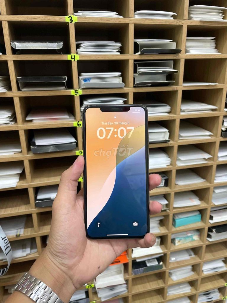 iPhone Xs Max 64GB Vàng. Mua bán Điện thoại tại Thành phố Long Xuyên An Giang được đăng bởi Duy Tuấn hình 1