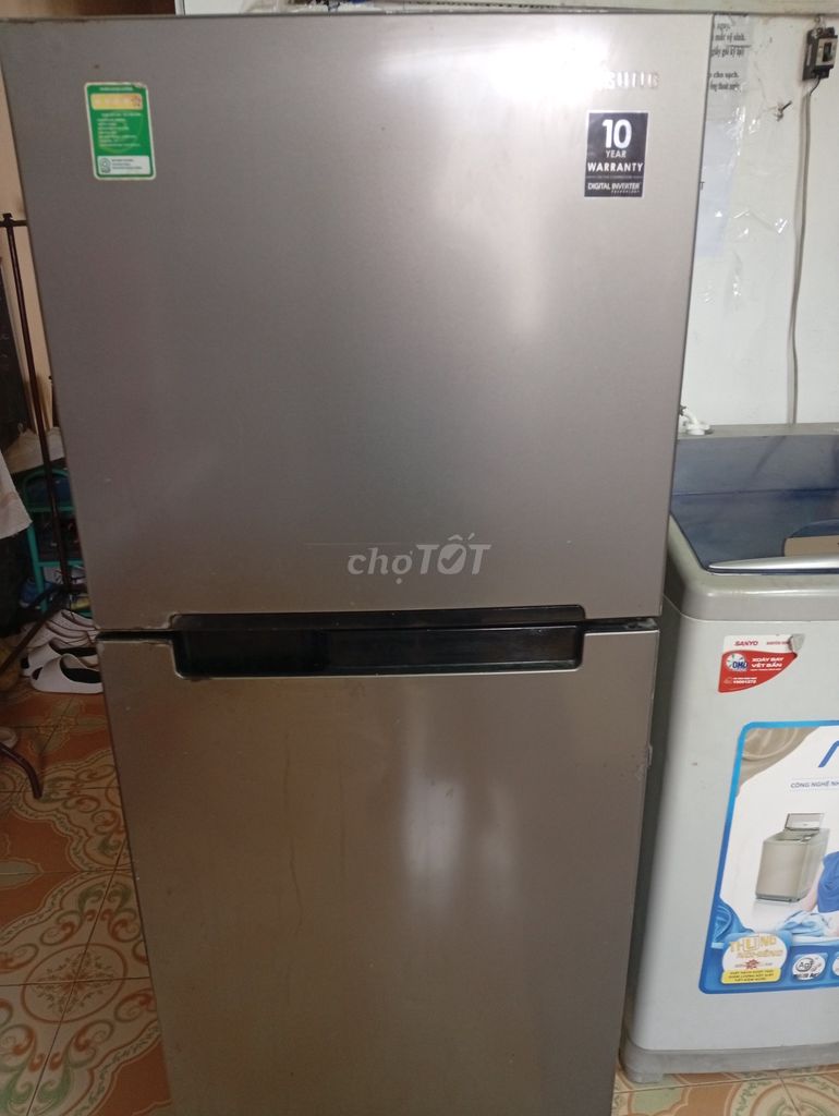 Tủ lạnh Samsung Xám. Mua bán Tủ lạnh tại Quận 4 Tp Hồ Chí Minh được đăng bởi Trâm Trần hình 1