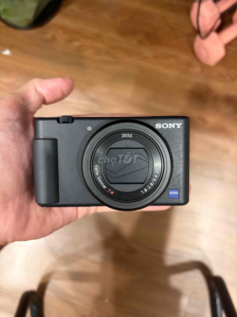Máy ảnh Sony ZV-1 Mark I Đen Mới đẹp. Mua bán Máy ảnh, Máy quay tại Quận 7 Tp Hồ Chí Minh được đăng bởi Cường Vương Quốc hình 1