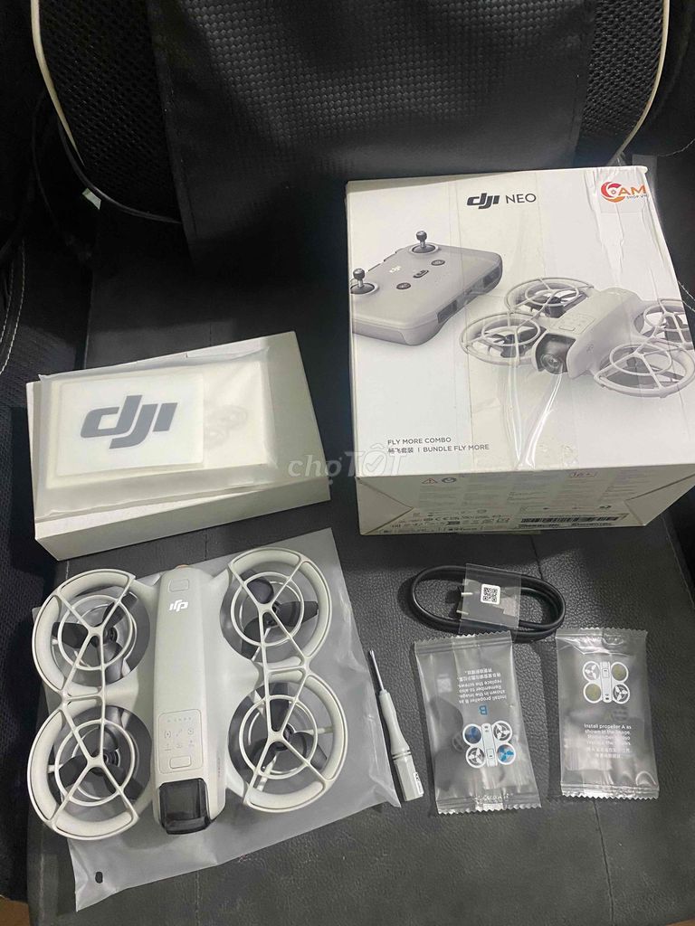 trải nghiệm xong bán flycam DJI Neo