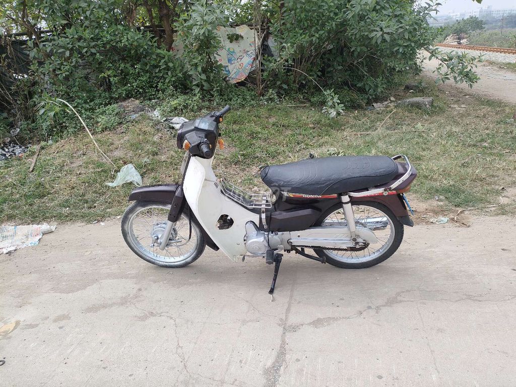 Cần bán xe số như hình. Mua bán Xe máy tại Quận Hà Đông Hà Nội được đăng bởi Đăng Thái hình 1