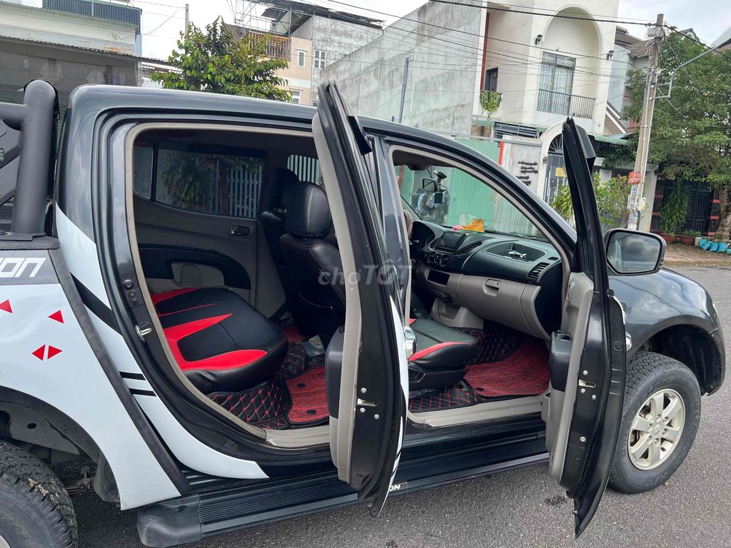 Mitsubishi Triton 230tr 2 cầu. Mua bán Ô tô tại Quận Cái Răng Cần Thơ được đăng bởi Susu hình 8