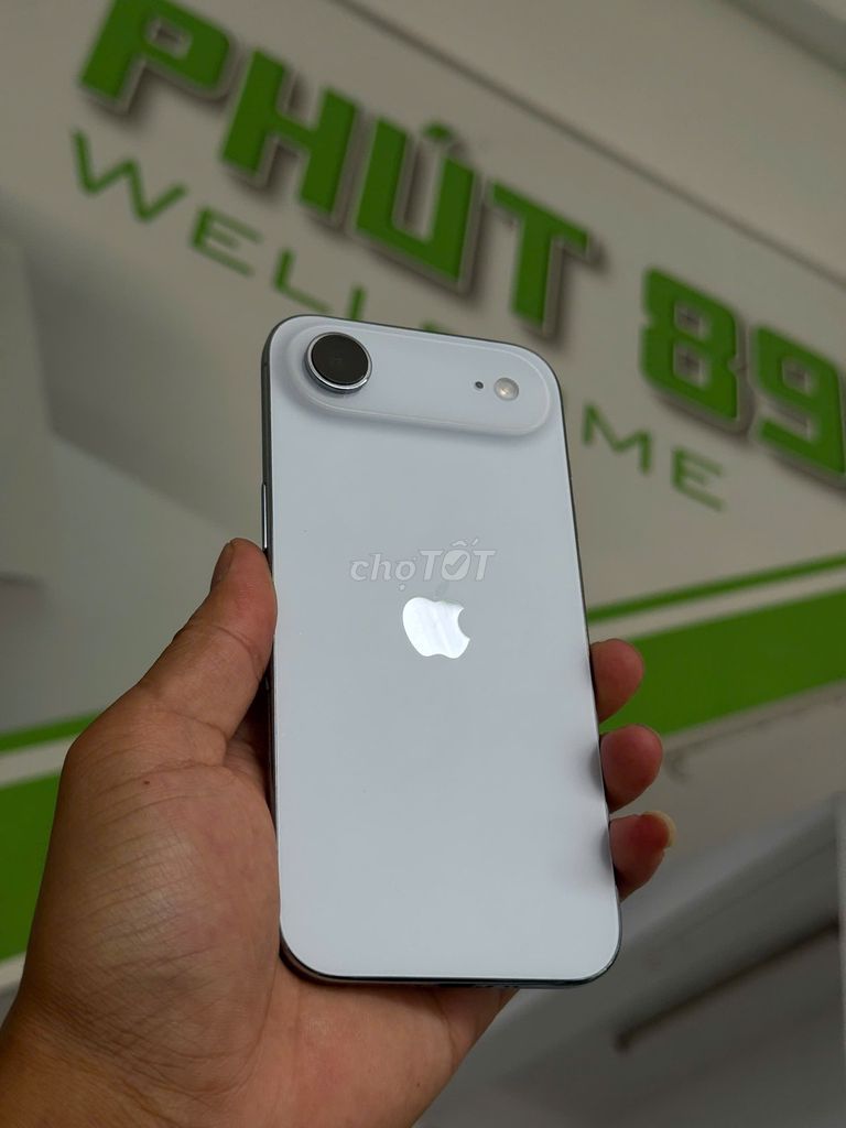 IPHONE AIR 256GB LIKE NEW PIN 100%. Mua bán Điện thoại tại Thành phố Buôn Ma Thuột Đắk Lắk được đăng bởi Cầm Đồ PHÚT 89  hình 1