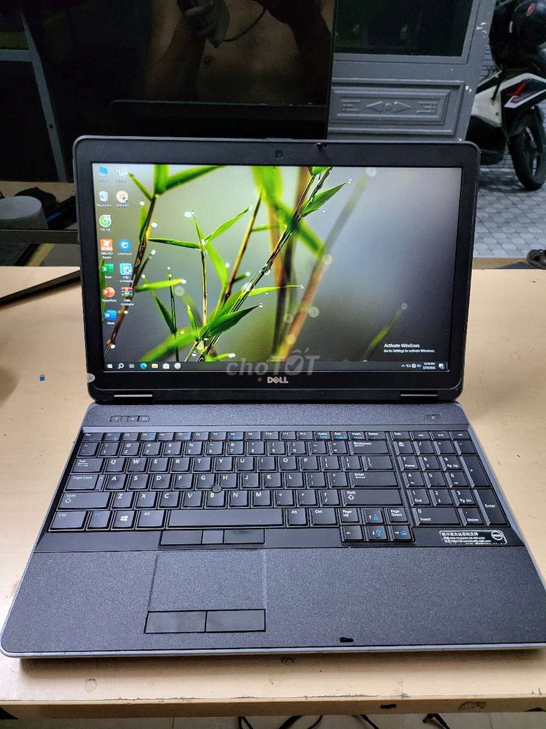 Dell E6540 i7-4900QM 15.6 12GB/SSD 256GB Lỗi USB. Mua bán Laptop tại Quận Hải Châu Đà Nẵng được đăng bởi Tanji hình 1