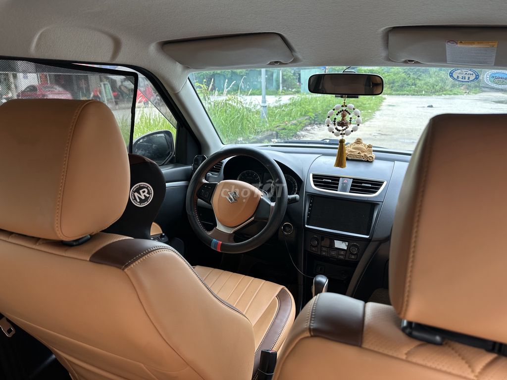 Suzuki Swift 2017 1.4 AT - 82000 km. Mua bán Ô tô tại Quận Nam Từ Liêm Hà Nội được đăng bởi Dũng Vũ Văn hình 4