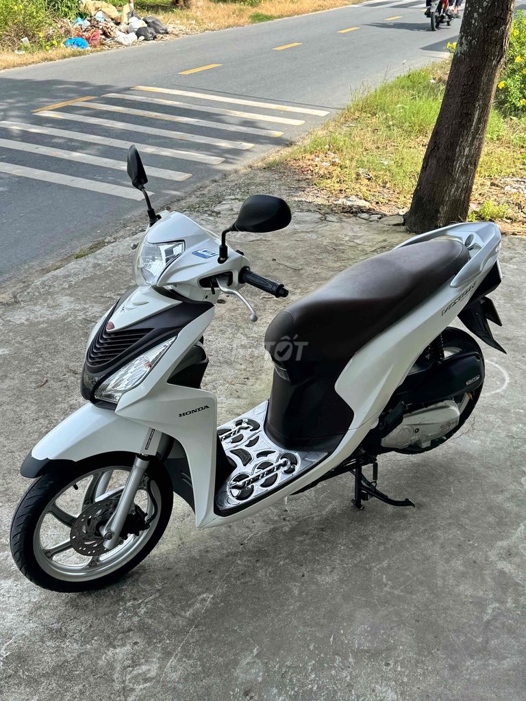 Honda Vision 2017 màu Trắng. Mua bán Xe máy tại Huyện Thới Lai Cần Thơ được đăng bởi XE MÁY QUAN QUÂN hình 5