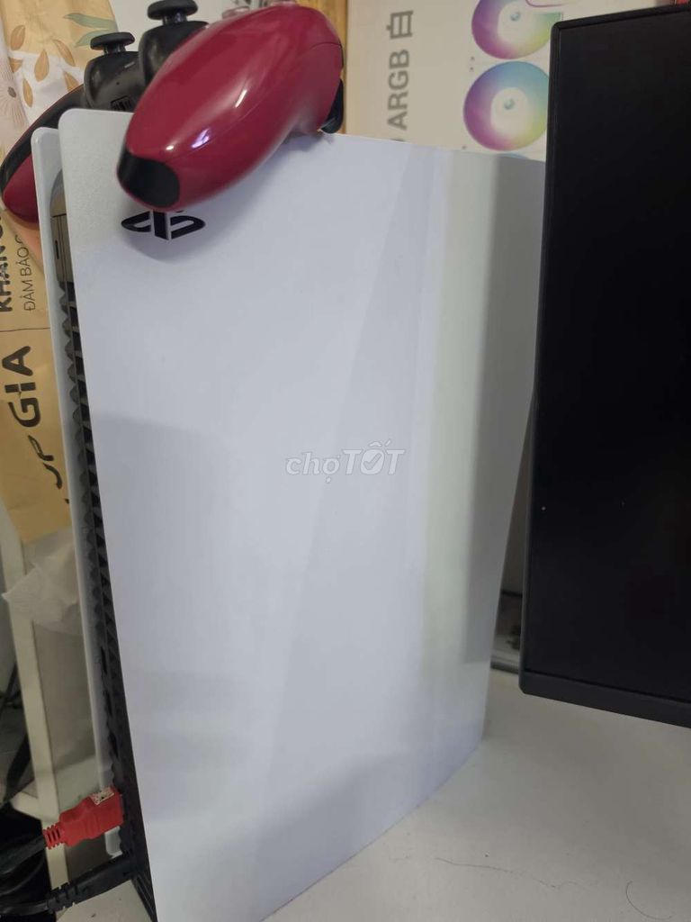 Máy chơi game Sony PlayStation 5 1TB Trắng. Mua bán Thiết bị chơi game tại Quận Sơn Trà Đà Nẵng được đăng bởi Nguyễn Hữu Lực hình 1