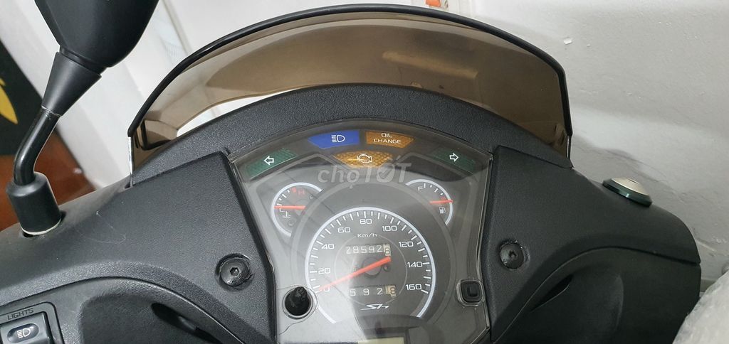Honda SH Việt Kiều Ý Trắng 28592 km. Mua bán Xe máy tại Quận Hai Bà Trưng Hà Nội được đăng bởi Chức hình 3