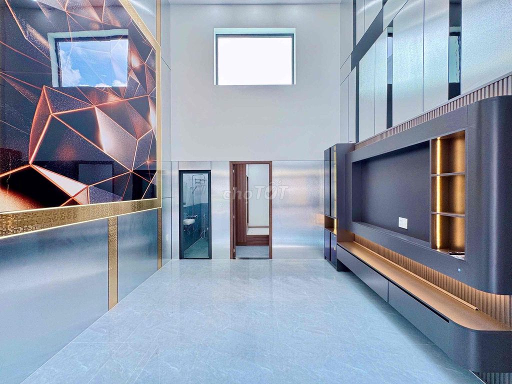 Дом AEON Tan Phu (4 м x 16 м) Новый полностью меблированный дом