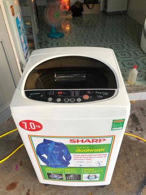 Thanh lý máy giặt Sharp 7kg màu trắng