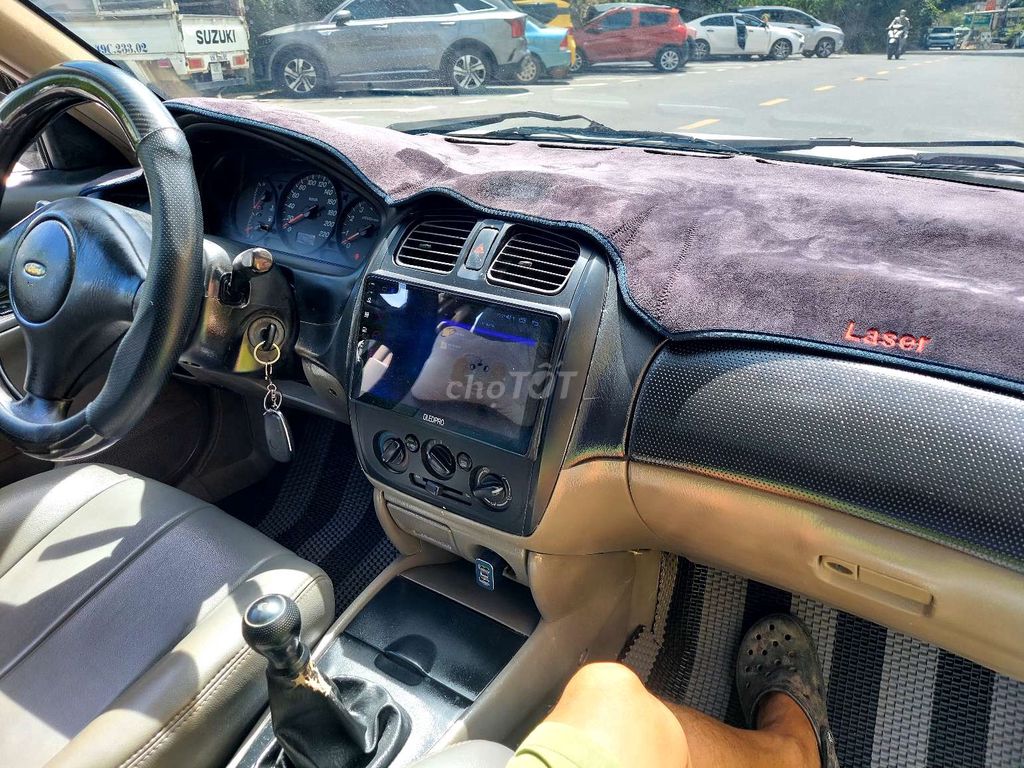 Ford Laser 2004 photo 5