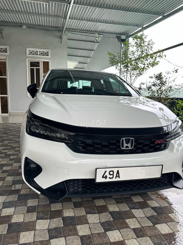 Хонда Сити RS 2023 Белая 22 000 км