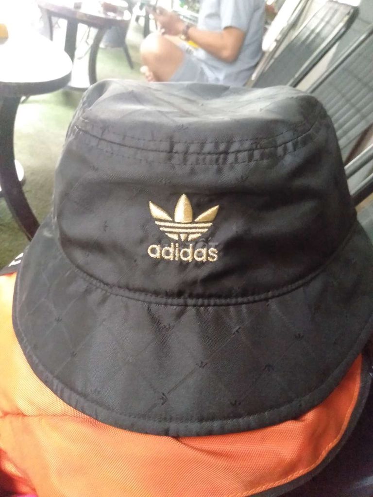 Mũ adidas xịn