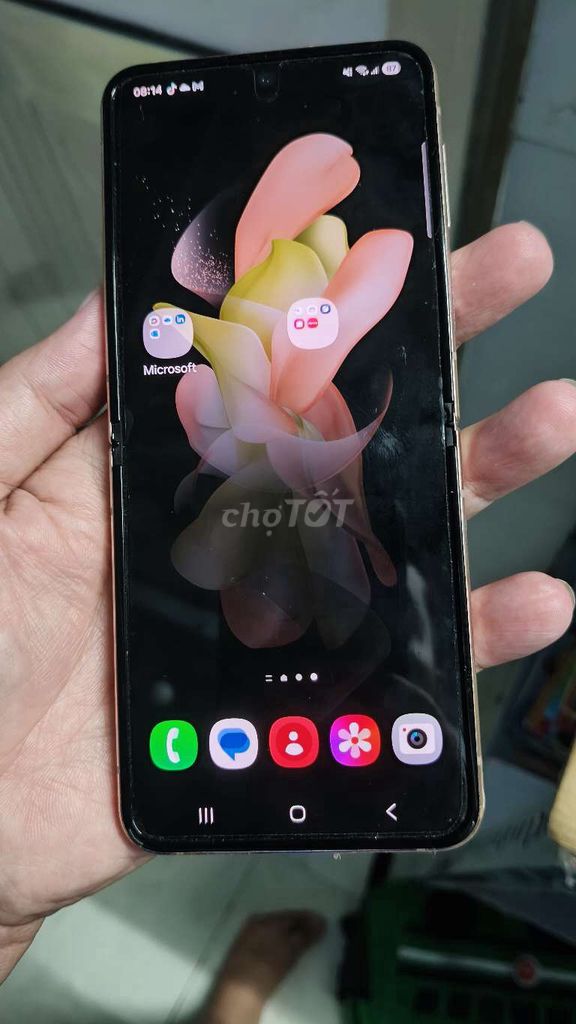 Samsung Z Flip 4 128GB Vàng hồng. Mua bán Điện thoại tại Huyện Lấp Vò Đồng Tháp được đăng bởi Nguyễn nam hình 1