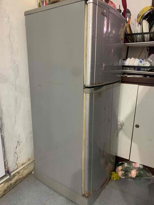 tủ lạnh sanyo 120l, màu bạc. hàng đã qua sử dụng