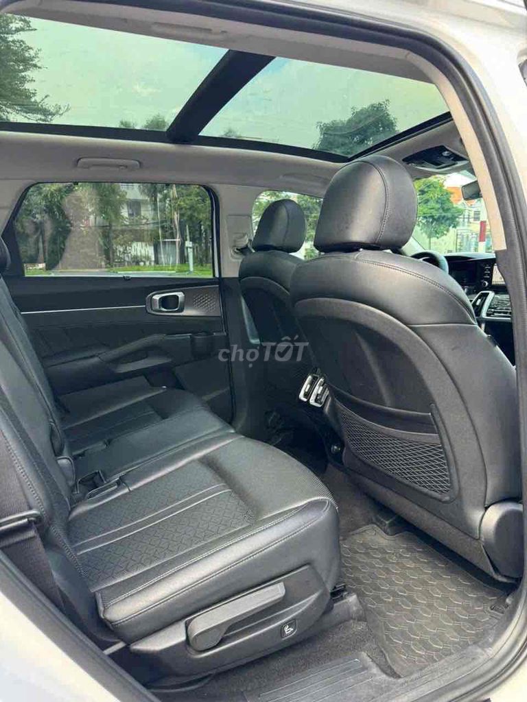 Kia Sorento 2022 2.2D Luxury chính chủ như mới. Mua bán Ô tô tại Quận Tân Phú Tp Hồ Chí Minh được đăng bởi Phước đại hình 13