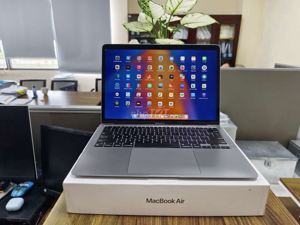 Apple MacBook Air M1 8GB/256GB Xám. Mua bán Laptop tại Thành phố Huế Thừa Thiên Huế được đăng bởi Phan Nguyễn Văn Triều hình 1