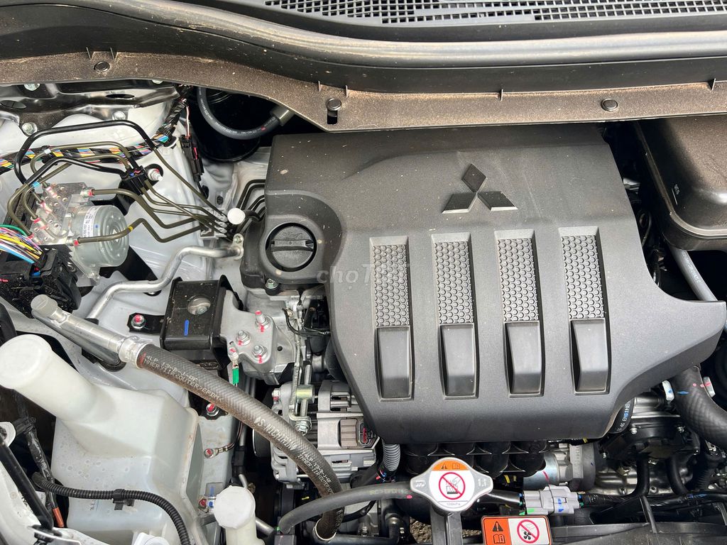 Mitsubishi Xpander Cross 2025 siêu hiếm 2100km. Mua bán Ô tô tại Quận 6 Tp Hồ Chí Minh được đăng bởi XE MỚI VÀ QUA SỬ DỤNG CHÍNH HÃNG hình 3