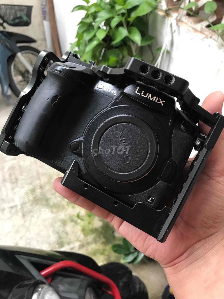 Lumix GH5 Vlog máy nữ sài kỹ