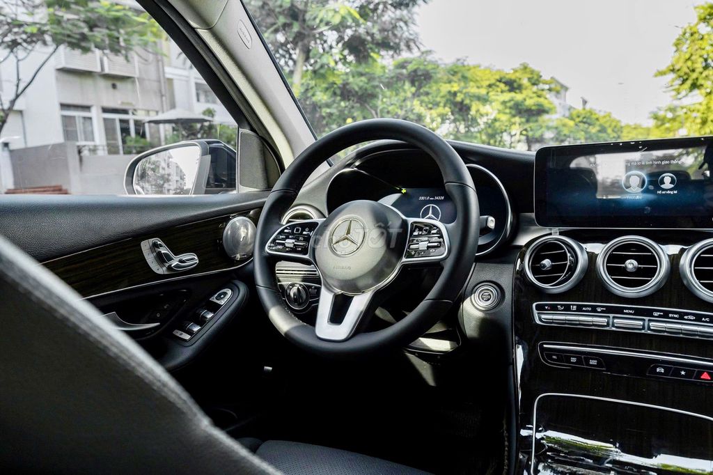 Mercedes Benz GLC 2021 200 - 55000 km. Mua bán Ô tô tại Thành phố Thủ Đức Tp Hồ Chí Minh được đăng bởi Trường Nguyễn Xe Sang hình 10