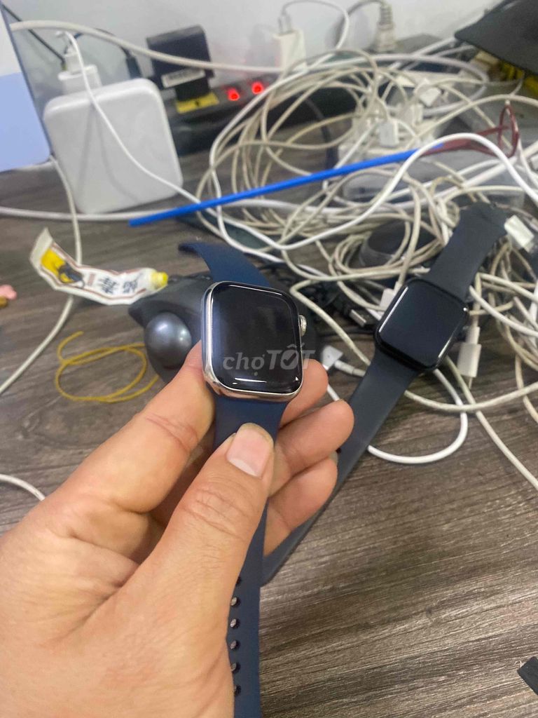 Apple Watch Series 8 Thép trắng 41mm. Mua bán Thiết bị đeo thông minh tại Quận Hồng Bàng Hải Phòng được đăng bởi nguyễn văn tuân hình 1