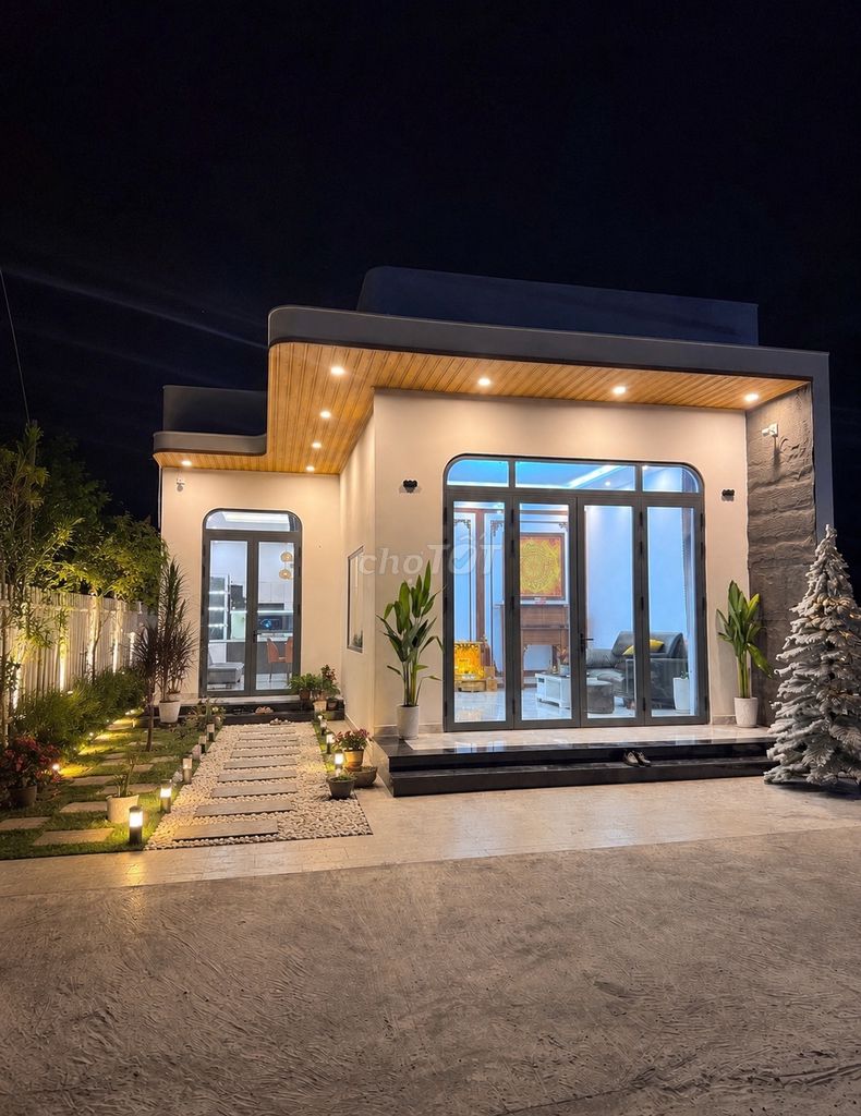 Bán Nhà Cấp 4 Diện Tích 155m2 Mẫu Nhà Vườn Mini Ngay Công An Phường