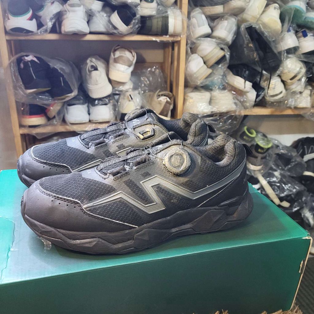 Giày leo núi Millet Nam Đen size 40. Mua bán Đồ thể thao, Dã ngoại tại Huyện Hóc Môn Tp Hồ Chí Minh được đăng bởi Giày Hiệu Cũ  hình 1
