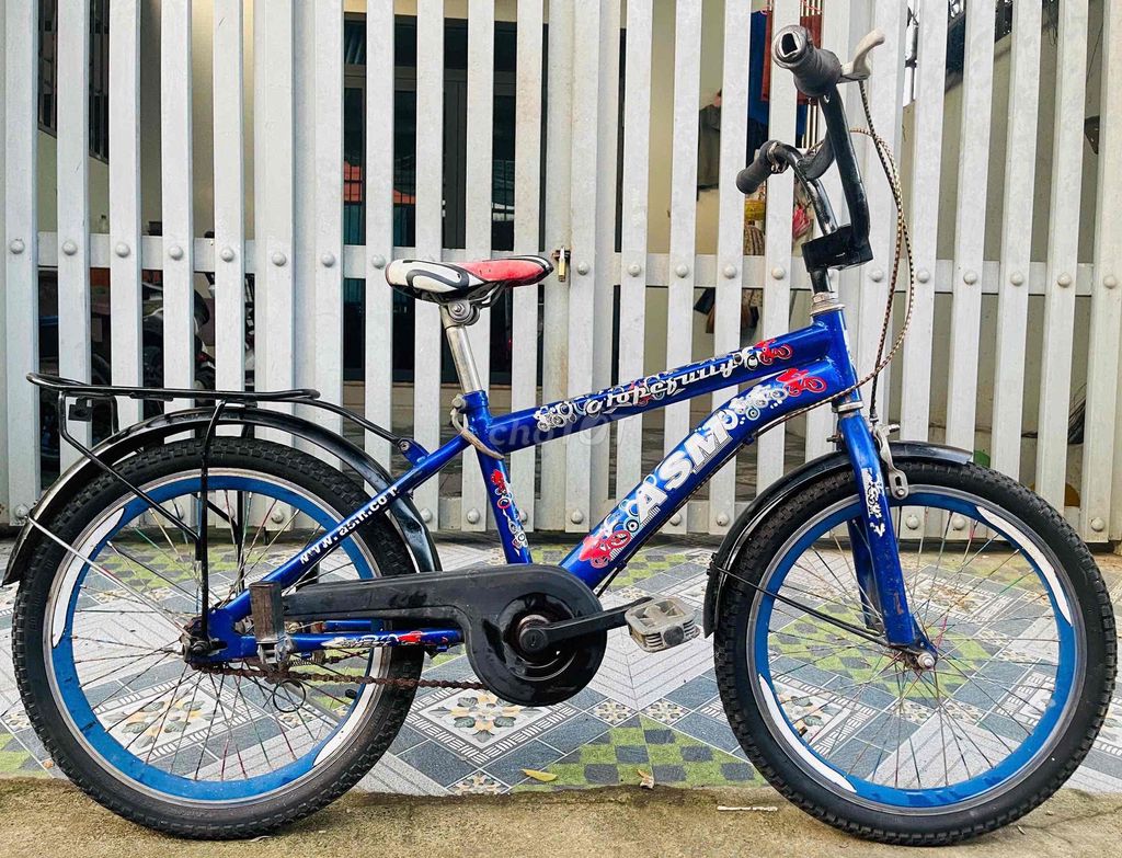 Xe đạp 20 inch cho bé trai từ 7-14 tuổi đi vừa. Mua bán Xe đạp tại Huyện Trảng Bom Đồng Nai được đăng bởi Lê Điệp hình 1