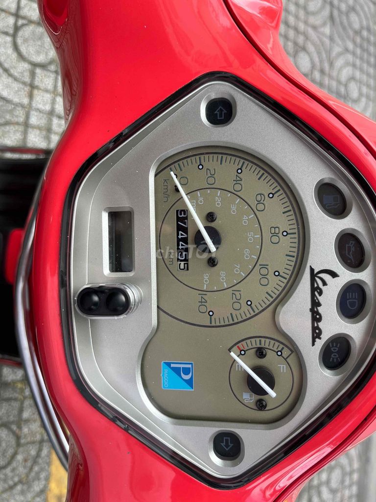 Vespa 2009 Bstp đầu nồi zin.Xe khá đẹp. Mua bán Xe máy tại Quận 8 Tp Hồ Chí Minh được đăng bởi Trần Nam hình 11