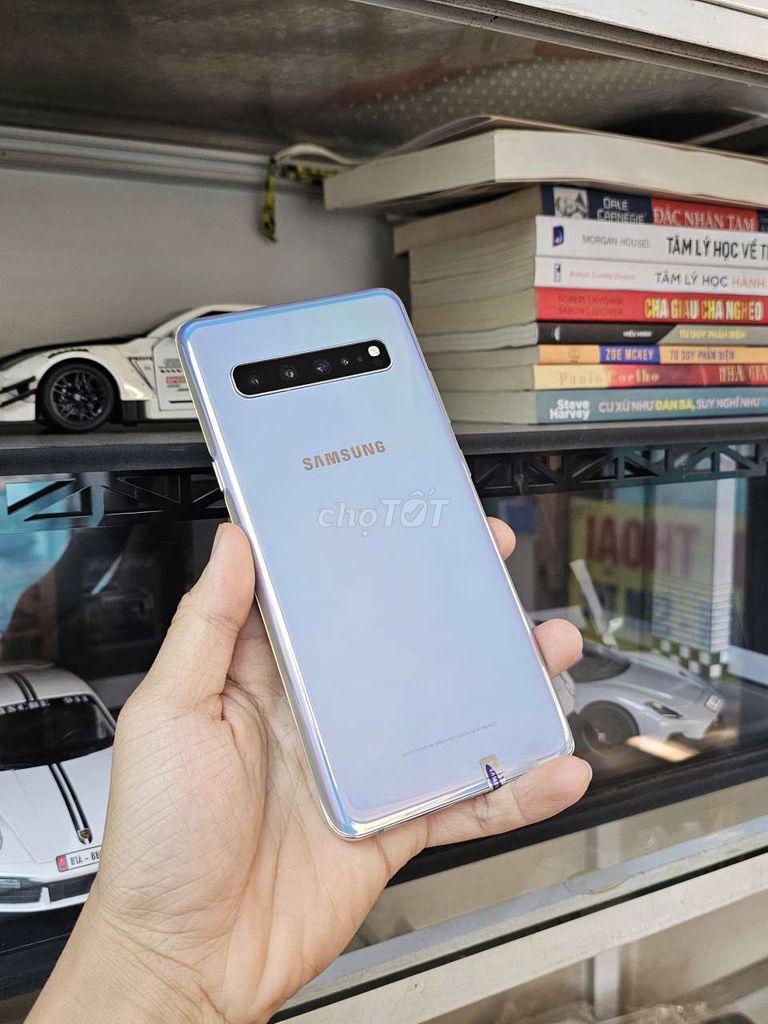 Mình có Galaxy S10 5G Đa Sắc bản Hàn 8/256 sd 1sim. Mua bán Điện thoại tại Quận Thanh Xuân Hà Nội được đăng bởi Nguyễn Xiển TX HN hình 1