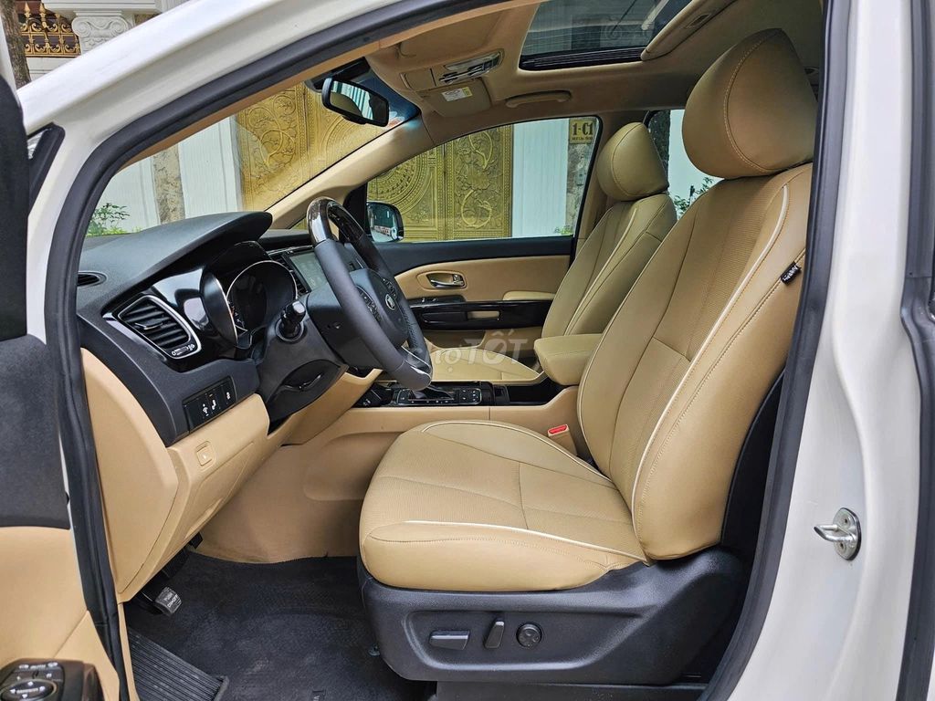 Kia Sedona DATH 2019 Trắng 91000 km. Mua bán Ô tô tại Quận Gò Vấp Tp Hồ Chí Minh được đăng bởi Quang hình 7