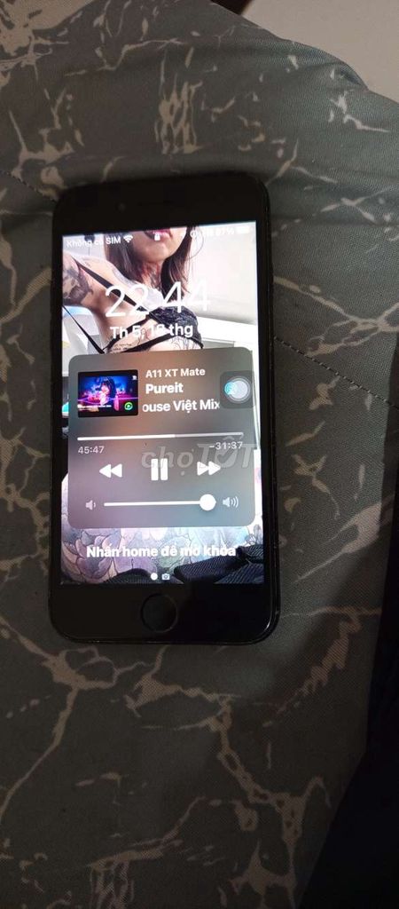 Apple iPhone 7G 32GB Đen Xấu. Mua bán Điện thoại tại Thành phố Long Khánh Đồng Nai được đăng bởi đỡ buồn hình 1