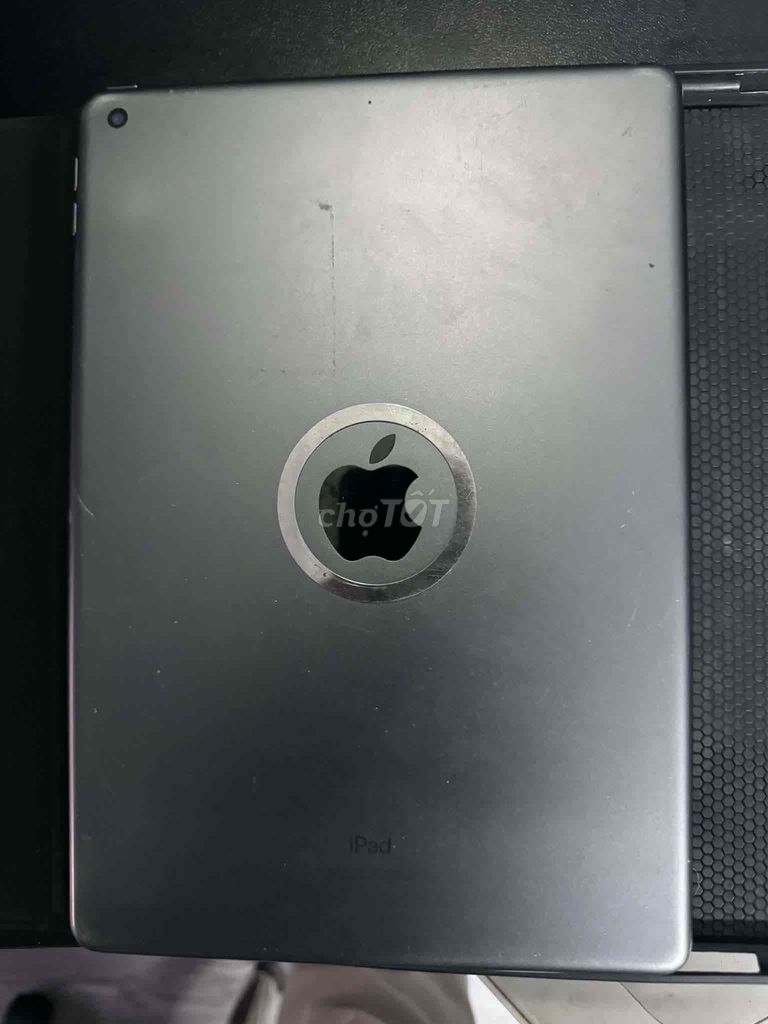 Apple iPad Gen 7 32GB Xám Đã sử dụng. Mua bán Máy tính bảng tại Quận 7 Tp Hồ Chí Minh được đăng bởi Phạm Luân hình 1