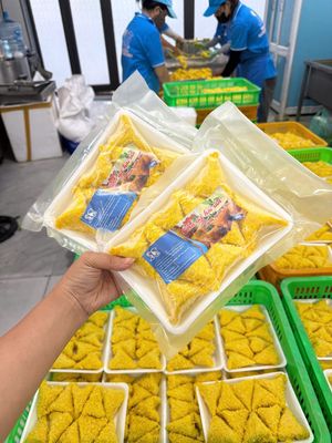 Chả giò tam giác hải sản, thịt, tôm. Mua bán Đồ ăn, thực phẩm và các loại khác tại Quận 3 Tp Hồ Chí Minh được đăng bởi Minh Trí Food