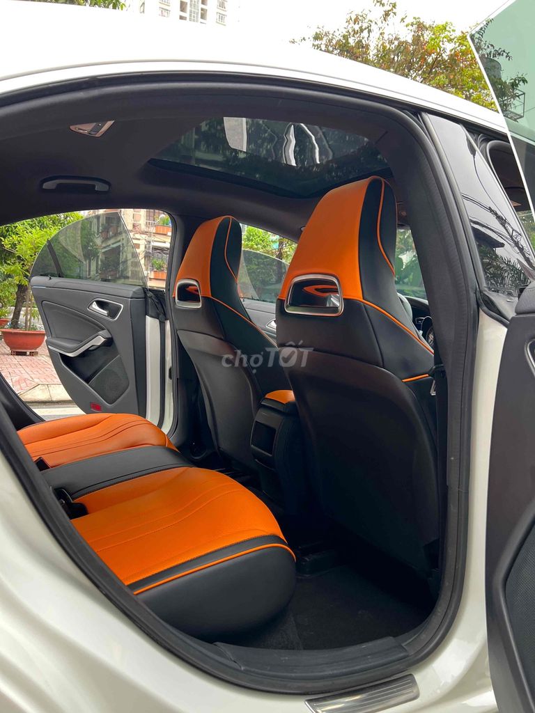 Mercedes CLA 250 Turbo 4Matic model 2015. Mua bán Ô tô tại Quận 8 Tp Hồ Chí Minh được đăng bởi Đông Mai hình 9