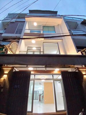 Townhouse 85 m² · 4 bed · Gò Dầu