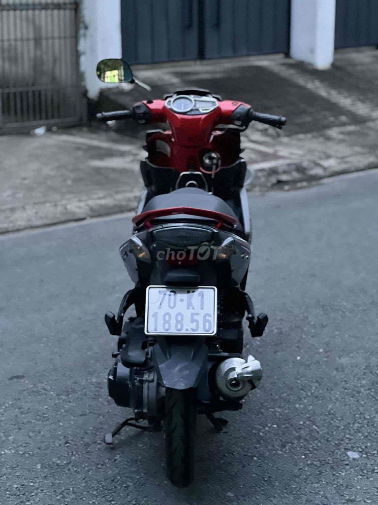 🌈Yamaha NoVo 5 2012 màu  xám đỏ len ken mới 90 %. Mua bán Xe máy tại Thành phố Thủ Đức Tp Hồ Chí Minh được đăng bởi Nguyễn Thanh Bình hình 3