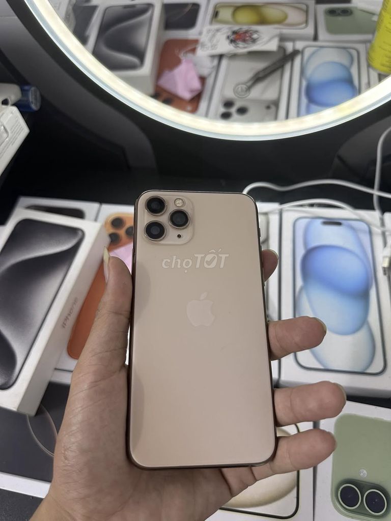 Apple iPhone 11 Pro 256GB Vàng Đã sử dụng. Mua bán Điện thoại tại Quận 1 Tp Hồ Chí Minh được đăng bởi Hội Đồ Điện Tử hình 1