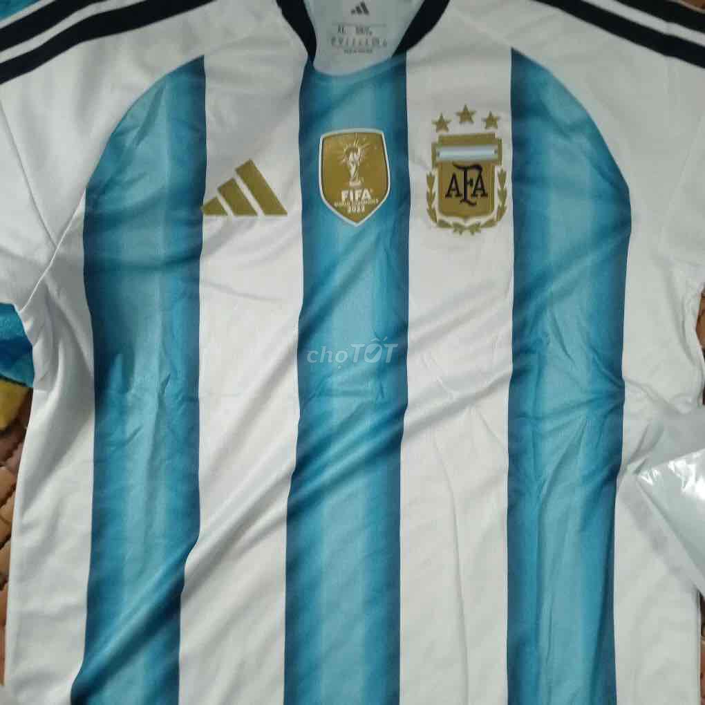 Áo bóng đá Argentina 2026 size L 2hand. Mua bán Quần áo tại Quận Ninh Kiều Cần Thơ được đăng bởi Nguyễn Huỳnh Huy hình 1
