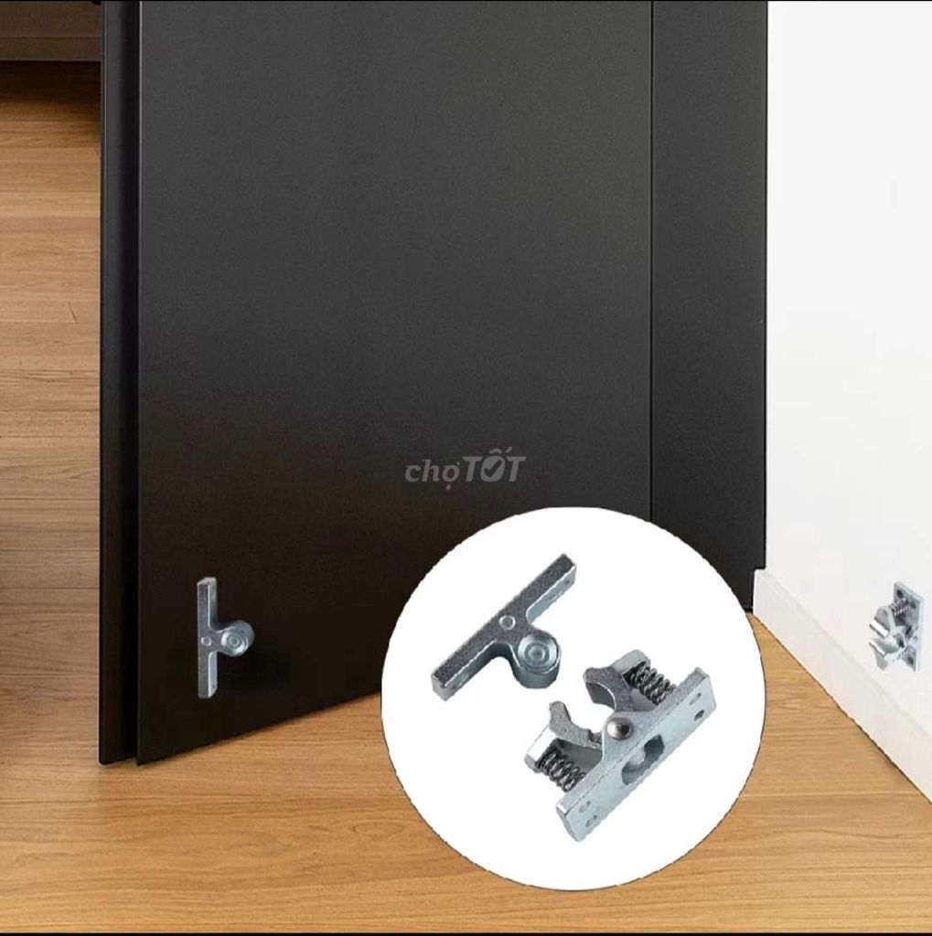 Nút chặn cửa Kim loại Bạc. Mua bán Nội thất, đồ gia dụng khác tại Thành phố Vĩnh Long Vĩnh Long được đăng bởi ST STORE chuyên sỉ hình 1