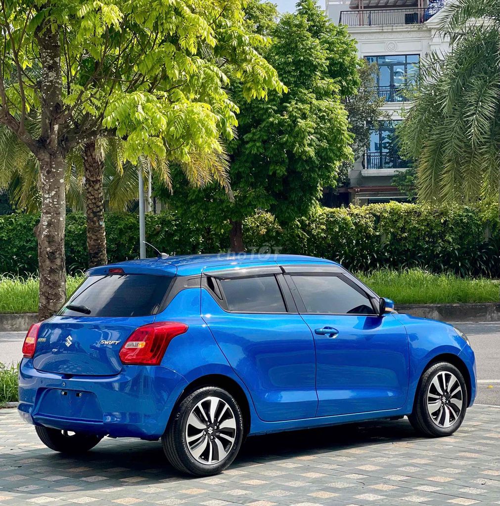 Suzuki Swift 2019 GLX 1.2 CVT - 72000 km. Mua bán Ô tô tại Quận Long Biên Hà Nội được đăng bởi Mr Tài Oto hình 6