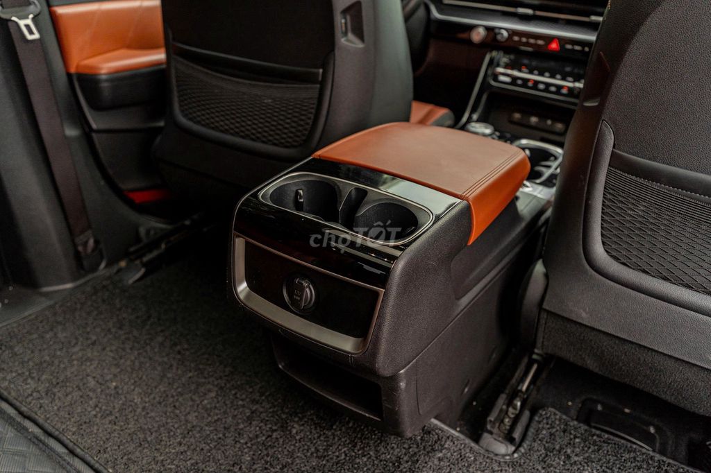 Kia Carnival 2023 Signature 3.5G - 47000 km. Mua bán Ô tô tại Quận 7 Tp Hồ Chí Minh được đăng bởi Minh Anh hình 14