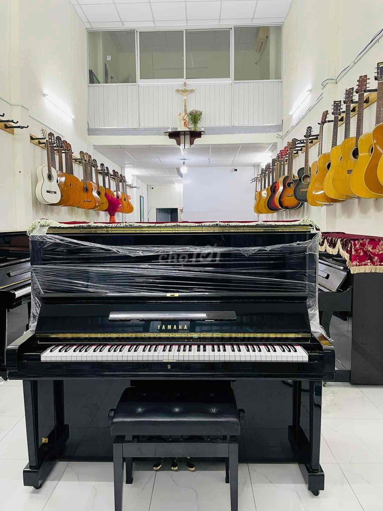 piano cơ yamaha U3F bh 10 năm tận nhà nhé 30tr