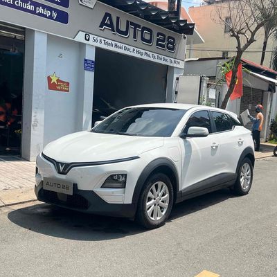 VinFast VF6 ECO 2025