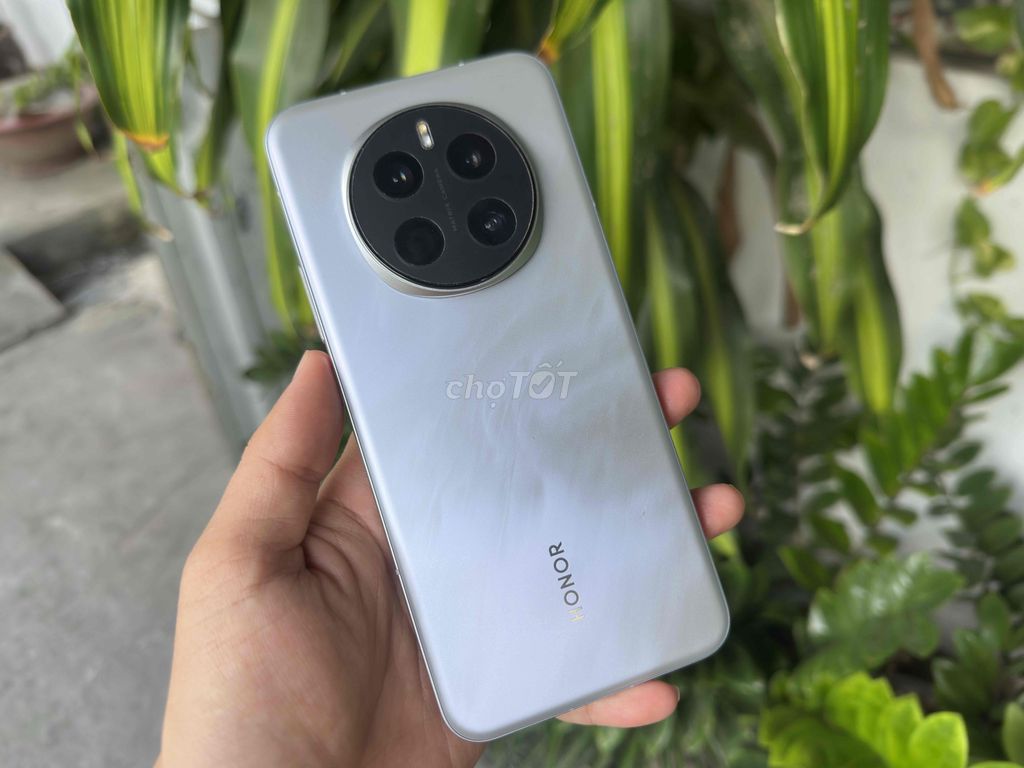 Honor Magic 7 12Gam512GB Pin100 Zin ken 99. Mua bán Điện thoại tại Quận Ninh Kiều Cần Thơ được đăng bởi ĐIỆN THOẠI GIÁ TỐT UY TÍN  hình 1