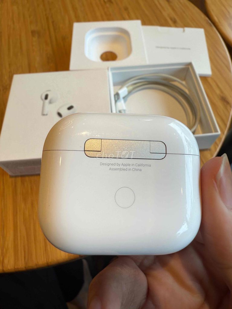 Airpod 3 sạc Magsafe ít dùng.