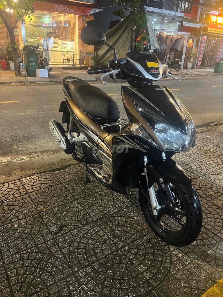 Honda Air Blade Vàng đồng, đen giấy tờ đầy đủ