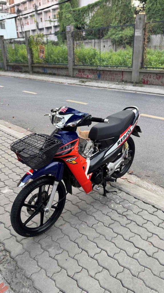 Honda Wave RS 100 Repsol Đỏ. Mua bán Xe máy tại Quận Bình Thạnh Tp Hồ Chí Minh được đăng bởi Quyphan hình 5
