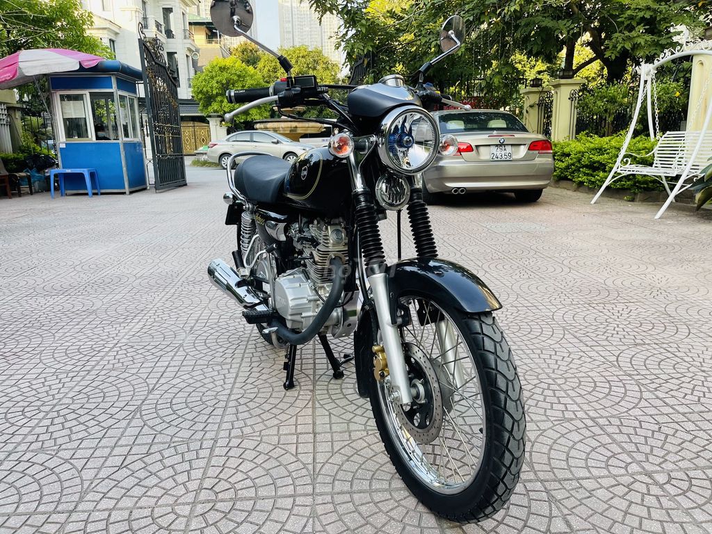 SYM Husky 125fi черный автомобильный цинк. красивая машина 29