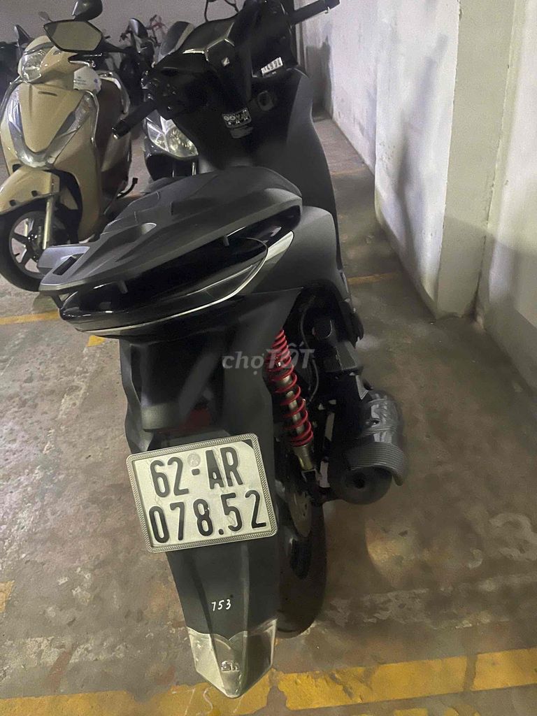 Honda SH160i 2024 черный Вьетнам